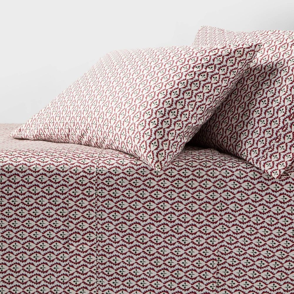 400 Thread Count Holiday Performance Sheet Set - Threshold - Picture 9 of 16